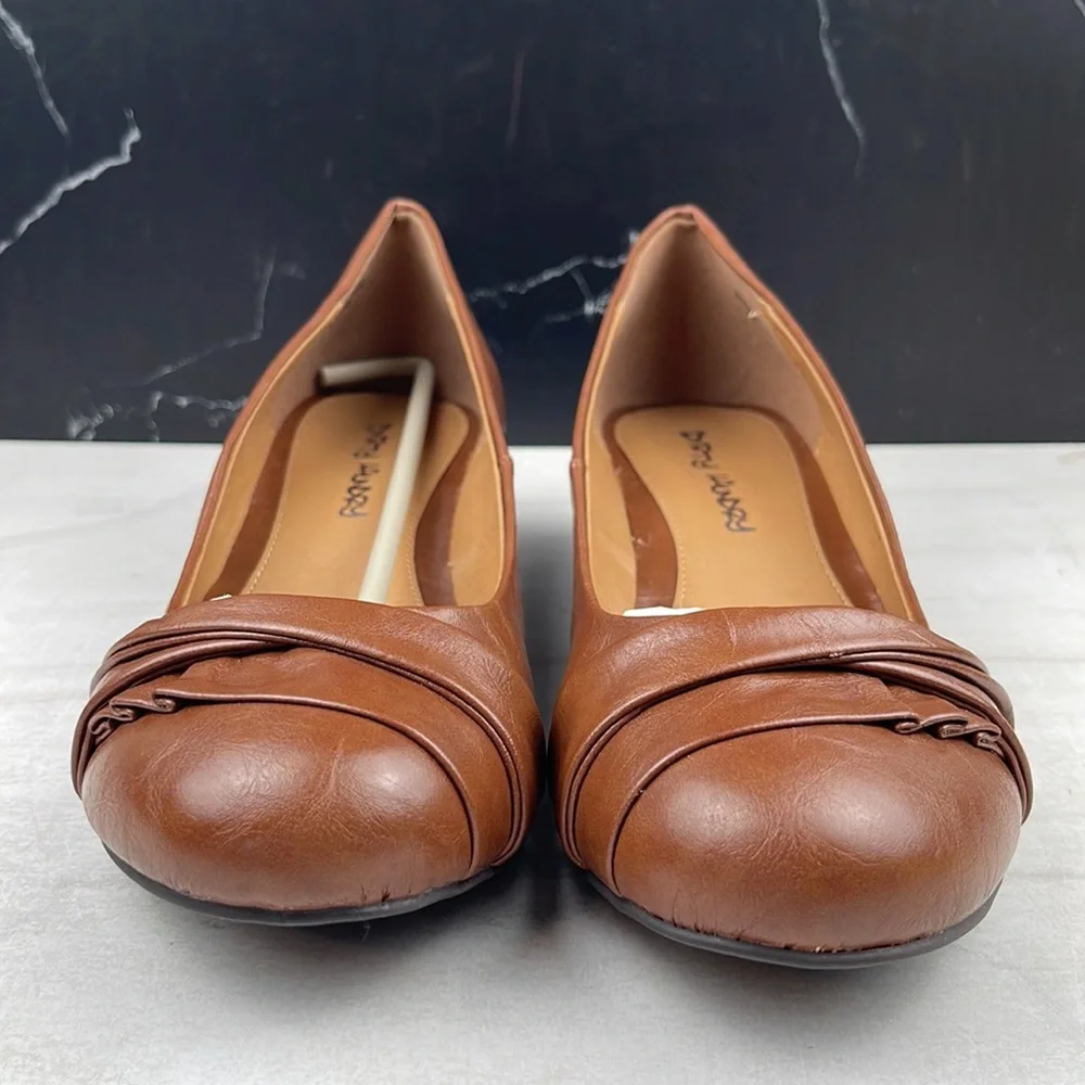 Dirty Laundry Brown Wedge Flats